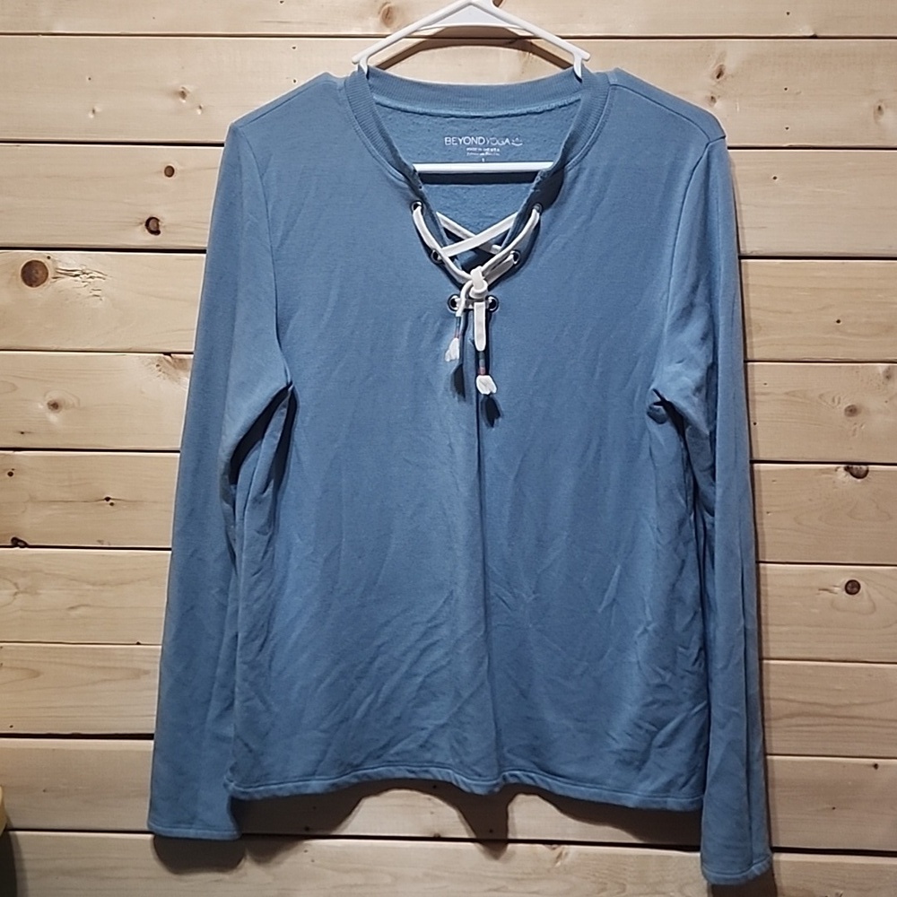 Beyond Yoga Sweat Shirt Size Small